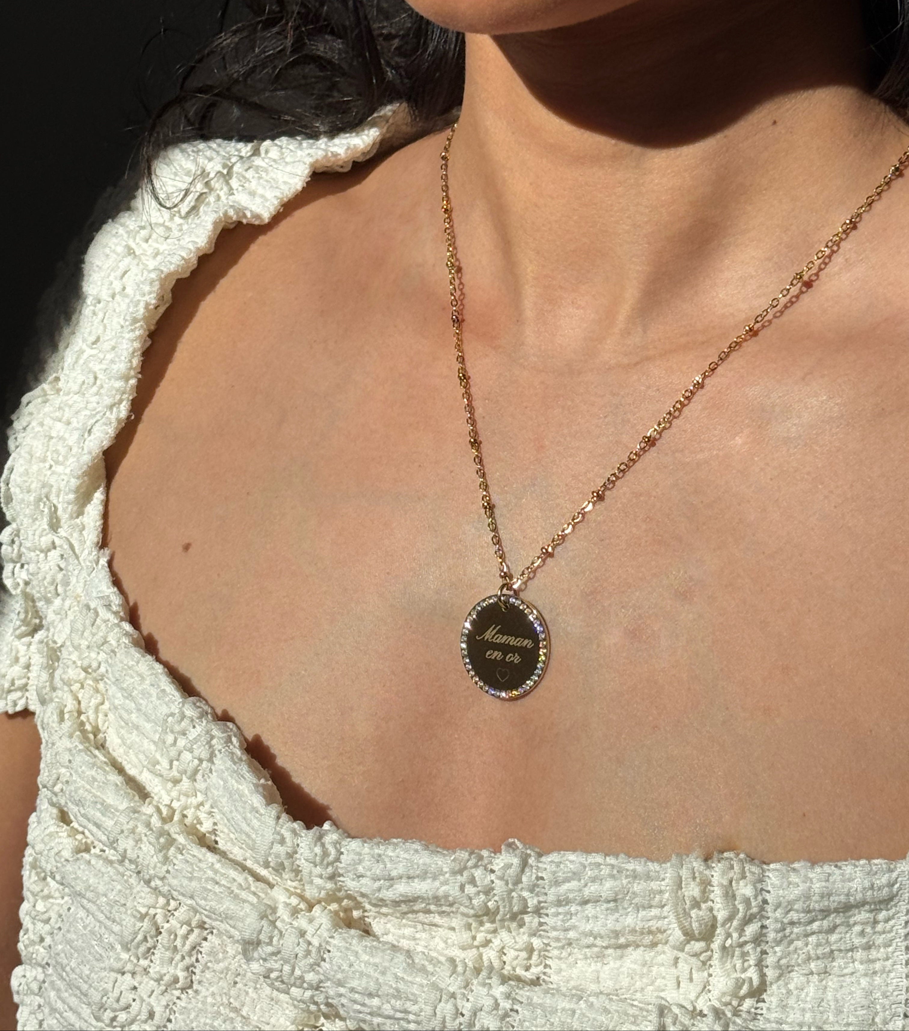 Collier Victoria